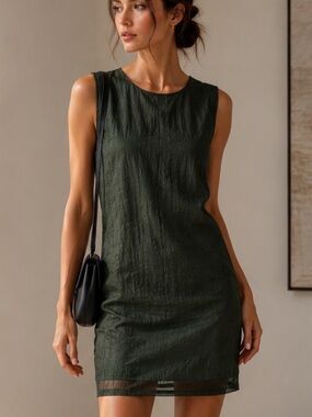 R&M Richards Sleeveless Textured Midi Dress in Dark Green